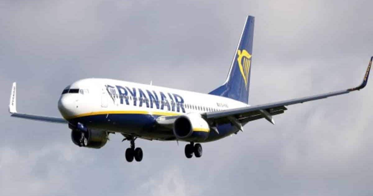  Ryanair         4-  