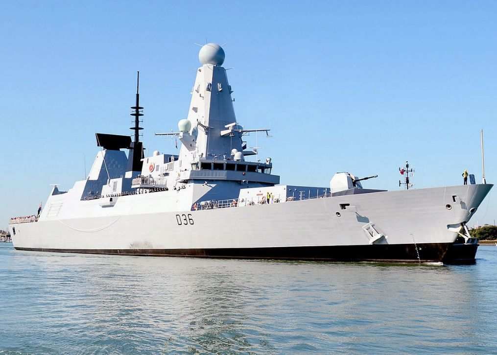 Independent:    HMS Defender     