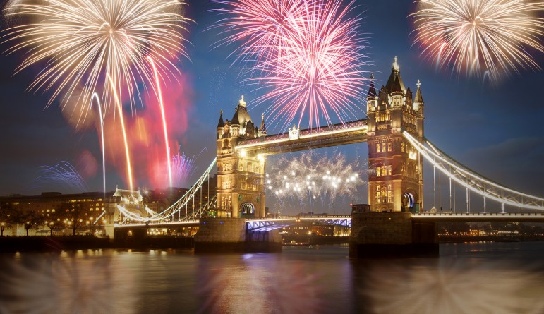 Досуг: Спешите использовать последнюю возможность приобрести билет на лондонский новогодний фейерверк