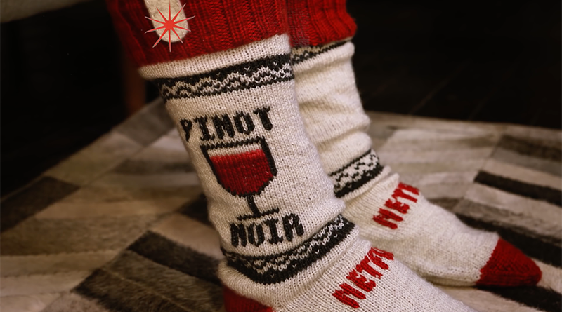 Новые носки от Netflix поставят фильм на паузу, если вы заснете во время просмотра 19122015 Видео: Новые носки от Netflix поставят фильм на паузу, если вы заснете во время просмотра