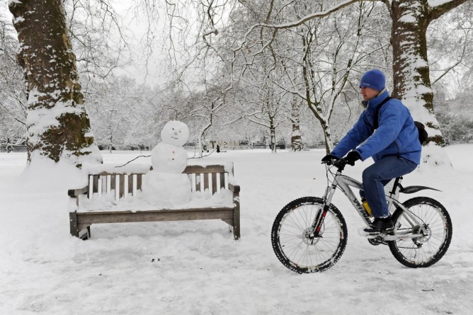 Происшествия: Мечты о снежном Рождестве в Лондоне разбиты: это будет самый теплый декабрь за последние 70 лет