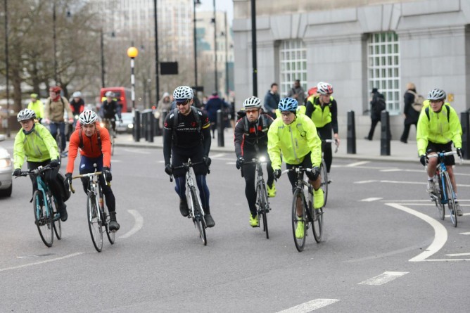 Бизнес и финансы: Выделено £ 148 млн для улучшения улиц Лондона для пешеходов и велосипедистов