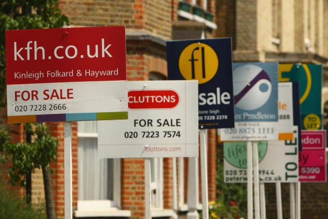 Бизнес и финансы: Множество семей переезжают из Лондона, чтобы приобрести более дешевое жилье