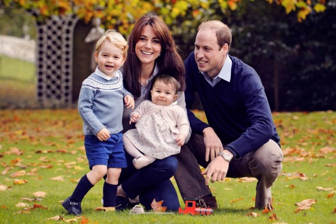 Знаменитости: Рождественское фото семьи Кейт и Уильяма