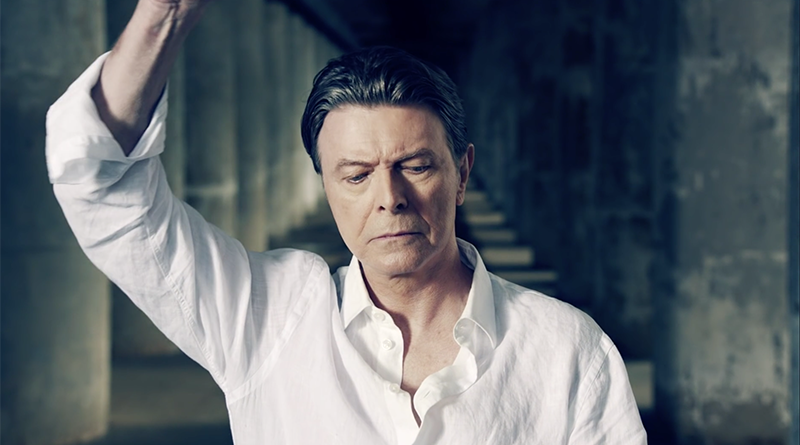 Знаменитости: На 69-ом году жизни скончался Дэвид Боуи