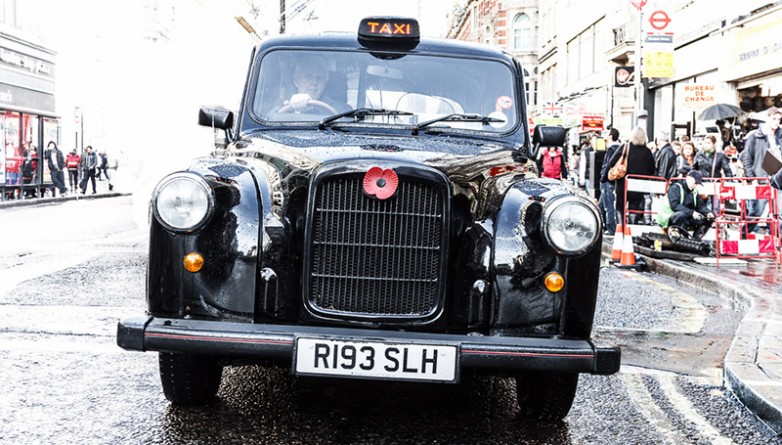 Бизнес и финансы: Мэр Лондона хочет предпринять меры по сокращению количества такси Uber