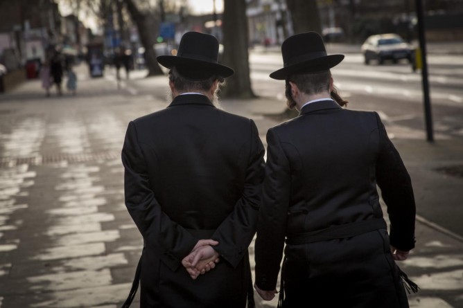 Бизнес и финансы: Британские евреи тратят на £13 000 больше в год, чем остальные соотечественники