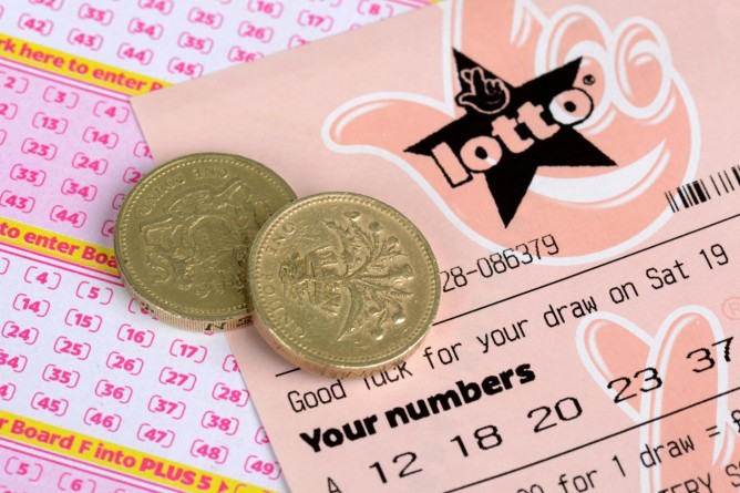 Бизнес и финансы: Скорее покупайте билеты в лотерею - джекпот £ 50 млн!