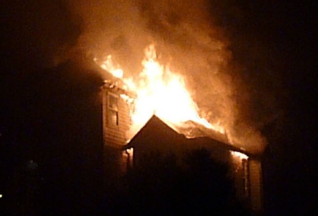 Общество: Трагедия в Хаддерсфилде: при пожаре погибло двое маленьких детей
