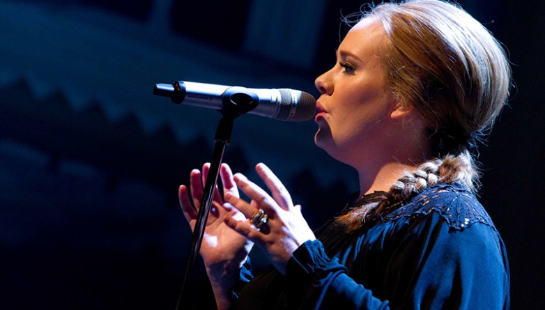Знаменитости: Адель победила в четырех номинациях Brit Awards