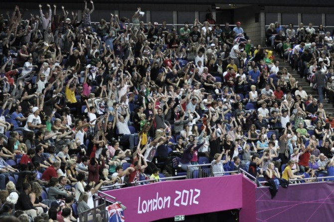 Закон и право: Люди, работавшие на Олимпиаде в Лондоне, до сих пор не получили зарплату