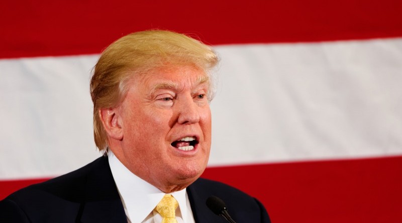 Знаменитости: В Maddox Gallery выставят запрещенный в Штатах портрет голого Дональда Трампа