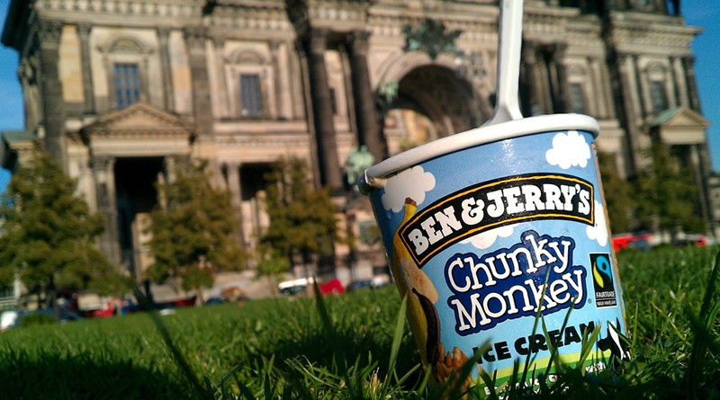 Ben & Jerry's раздают в Лондоне бесплатное мороженое 01042016 Досуг: Ben & Jerry's раздают в Лондоне бесплатное мороженое