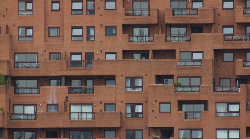 Общество: Половина лондонских арендаторов с трудом платит за жилье