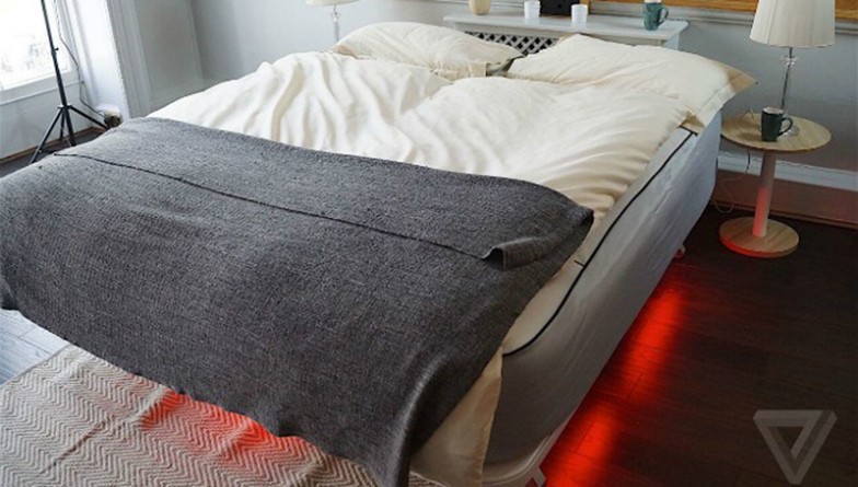 Досуг: Житель Северного Лондона изобрел первую в мире интерактивную кровать