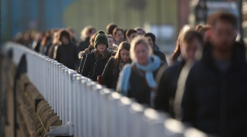 В Великобритании количество безработных выросло до 1,7 миллионов 22042016 Бизнес и финансы: В Великобритании количество безработных выросло до 1,7 миллионов