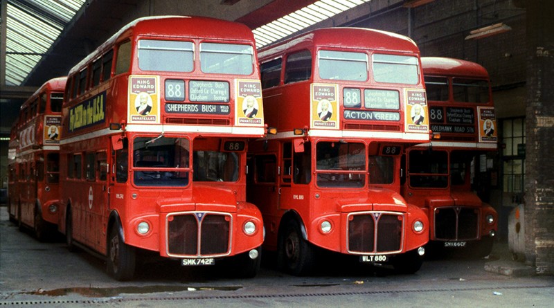 В эти выходные вас ждет бесплатная поездка на винтажном автобусе 20052016 Досуг: В эти выходные вас ждет бесплатная поездка на винтажном автобусе