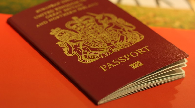 Что нужно знать британцам, собирающимся в Штаты, о биометрических паспортах 06052016 Общество: Что нужно знать британцам, собирающимся в Штаты, о биометрических паспортах