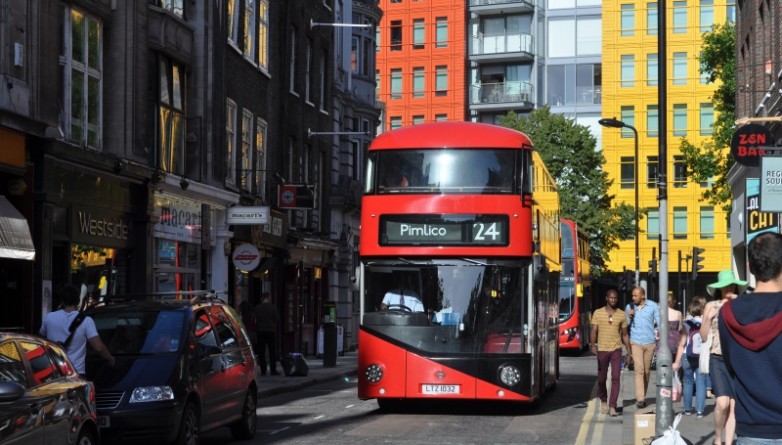 Досуг: Почему у лондонских автобусов такие названия?