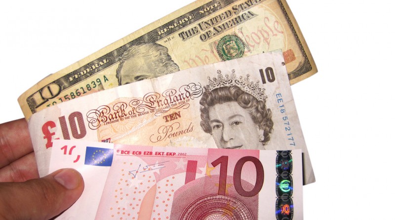 Бизнес и финансы: У британцев есть повод для радости: торги закрылись повышением цены фунта