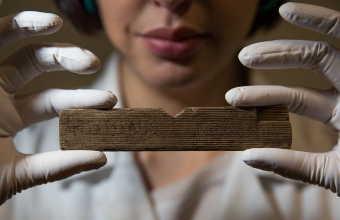 Общество: Археологи обнаружили в Лондоне самые древние рукописные документы