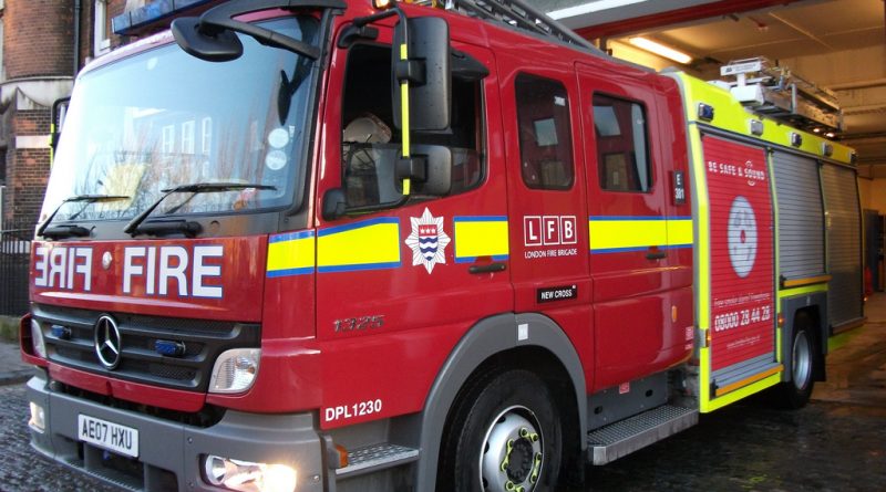 Жителей Восточного Лондона этим утром разбудили звуки взрывов 26072016 Происшествия: Жителей Восточного Лондона этим утром разбудили звуки взрывов