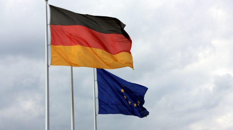 Германия рассмотрит вопрос о введении двойного гражданства для молодых британцев 05072016 В мире: Германия рассмотрит вопрос о введении двойного гражданства для молодых британцев