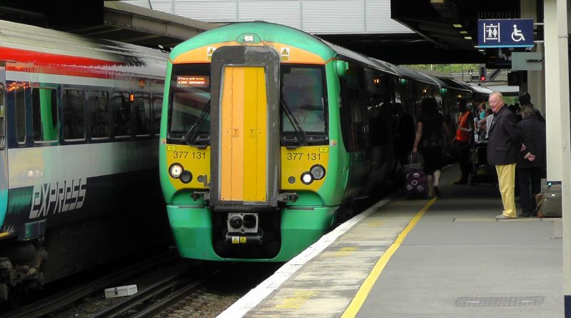 Задержки следующих в Гатвик поездов продлятся целый день 26072016 Происшествия: Задержки следующих в Гатвик поездов продлятся целый день