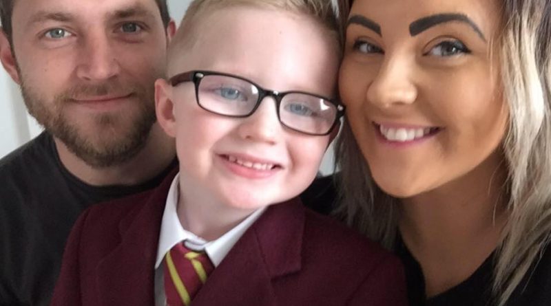 Пятилетний мальчик пожертвовал все свои подарки на День Рождения сиротам 22082016 Общество: Пятилетний мальчик пожертвовал все свои подарки на День Рождения сиротам