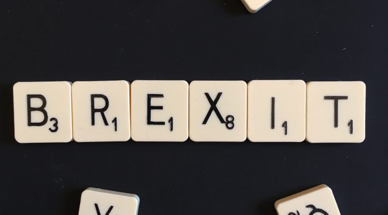 Общество: Тереза Мэй может применить Статью 50 без одобрения парламента