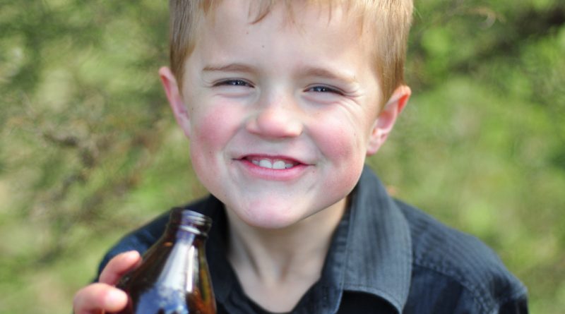 50% британских родителей позволяют своим несовершеннолетним детям пить алкоголь дома 21082016 Здоровье и красота: 50% британских родителей позволяют своим несовершеннолетним детям пить алкоголь дома