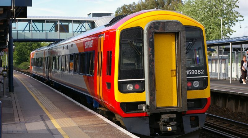 Остроумный кондуктор рассмешил пассажиров 23082016 Общество: Остроумный кондуктор рассмешил пассажиров