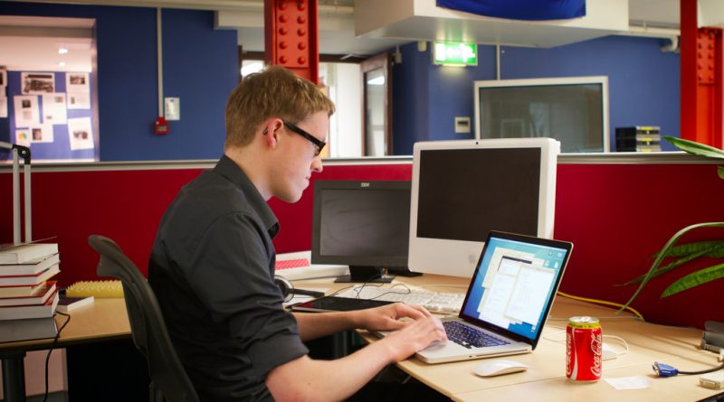 Исследование: британские офисные сотрудники эффективно работают всего 3 дня в неделю 01082016 Общество: Исследование: британские офисные сотрудники эффективно работают всего 3 дня в неделю