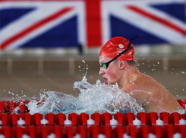 Спорт: Британец Адам Пити установил мировой рекорд и завоевал "золото" на олимпиаде в Рио