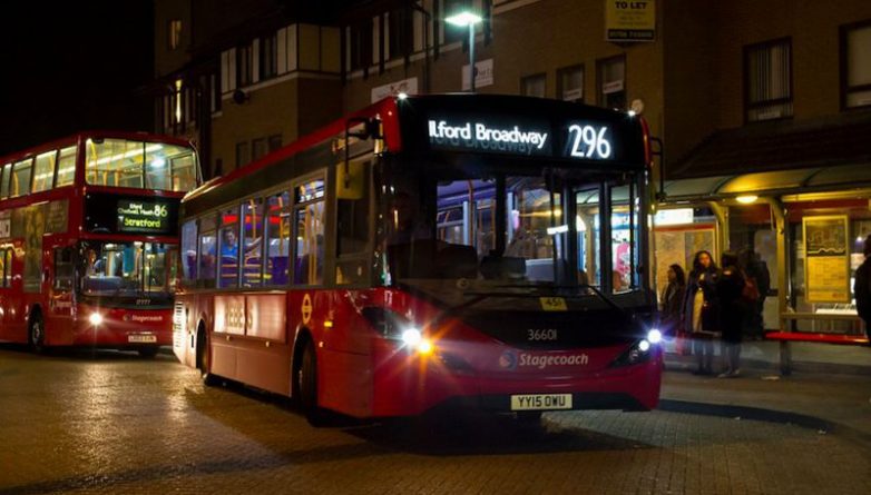 Общество: 8 автобусных маршрутов, которые начнут работу вместе с ночным метро