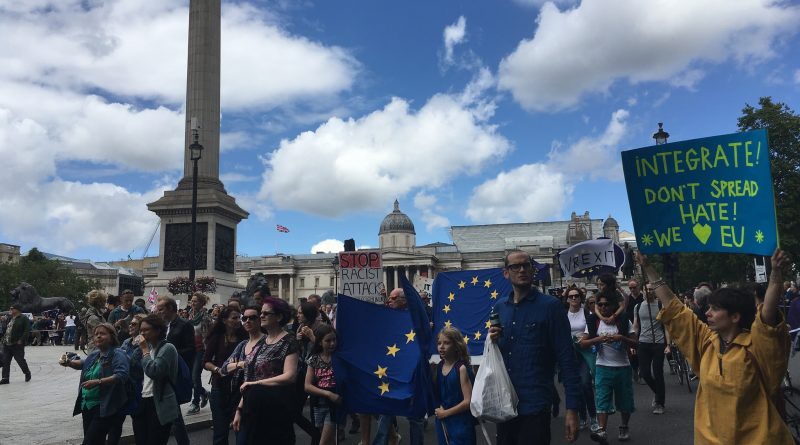 «Марш за Европу»: в Лондоне прошла акция протеста против результатов Brexit 04092016 Общество: «Марш за Европу»: в Лондоне прошла акция протеста против результатов Brexit