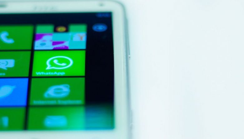 Технологии: WhatsApp передает персональные данные Facebook