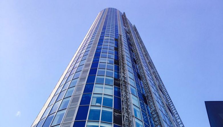 Происшествия: Подросток забрался на 133-метровый лондонский небоскреб