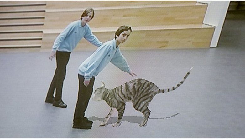 Технологии: В одной из школ Лондона появился интерактивный питомец - кошка