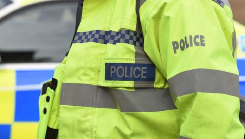 Происшествия: В Шотландии неизвестные сбили двоих полицейских