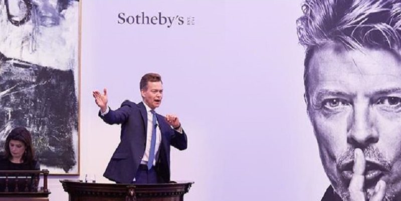 Искусство: Коллекция Дэвида Боуи продана на аукционе за £24 млн