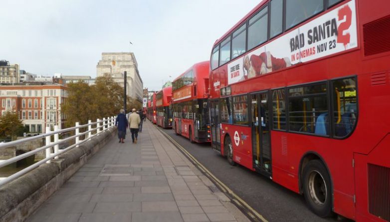 Общество: TfL изменит 23 автобусных маршрута