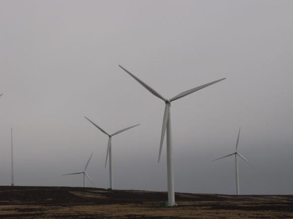 Технологии: Шотландия может обходиться электроэнергией только от ветряков
