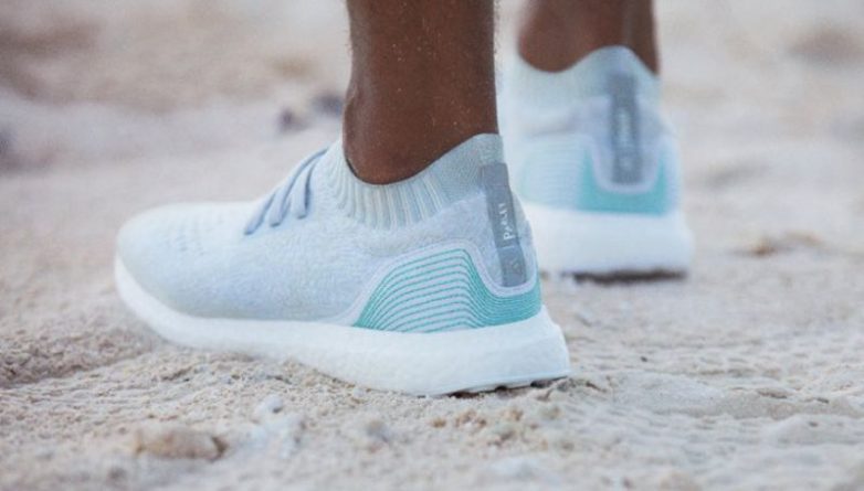 Технологии: Adidas создает кроссовки из пластиковых бутылок