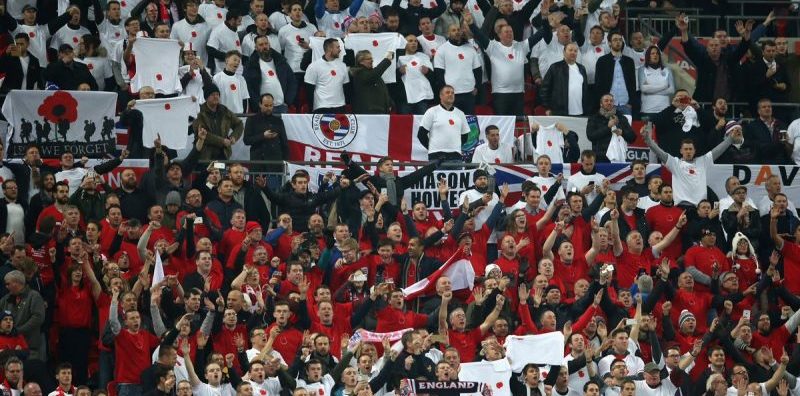 Спорт: Фанаты сборных Англии и Шотландии подрались на стадионе Уэмбли