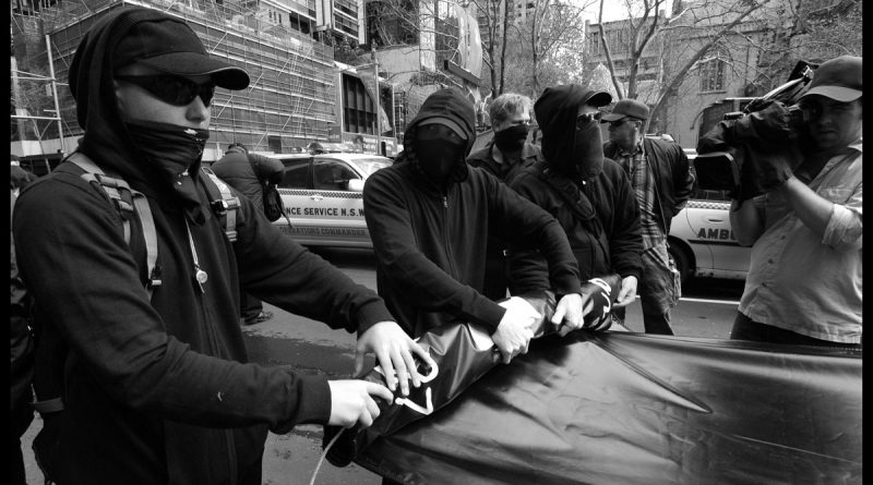 Неонацистская группа войдет в список террористических организаций Британии 11122016 Политика: Неонацистская группа войдет в список террористических организаций Британии