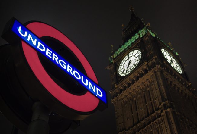 Общество: Лондонцев ждут сразу две забастовки работников метро