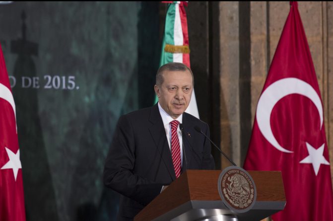 В мире: Президент Турции заявил, что имеет доказательства того что США поддерживает ИГИЛ