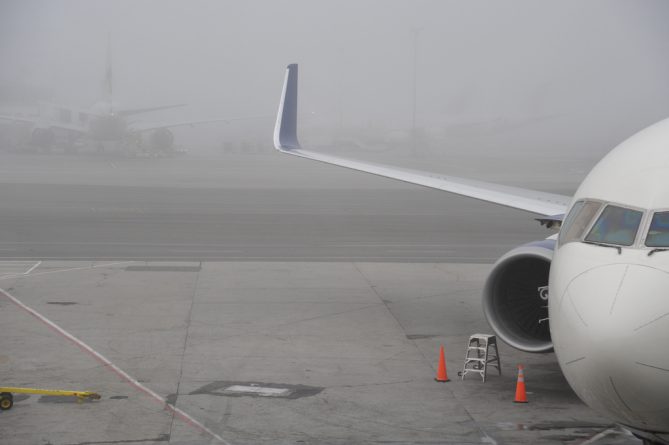 Погода: Воздушное сообщение Лондона парализовано окутавшим столицу туманом