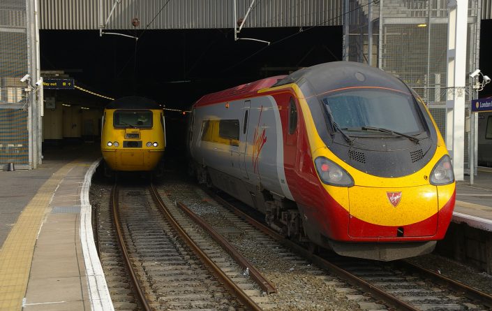 Бизнес и финансы: С января в Лондоне повысятся железнодорожные тарифы